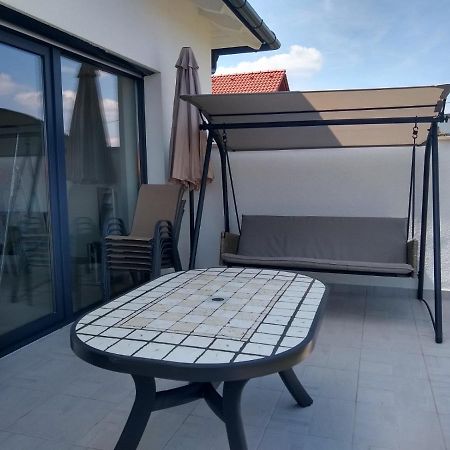 Tandem Apartman Kapolnasnyek Ngoại thất bức ảnh