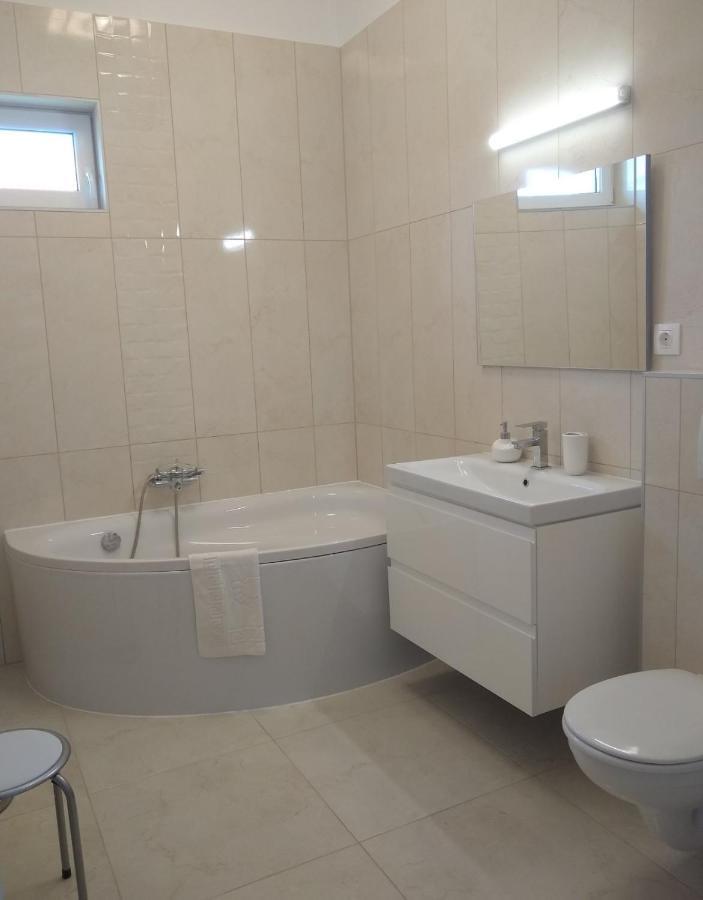 Tandem Apartman Kapolnasnyek Ngoại thất bức ảnh