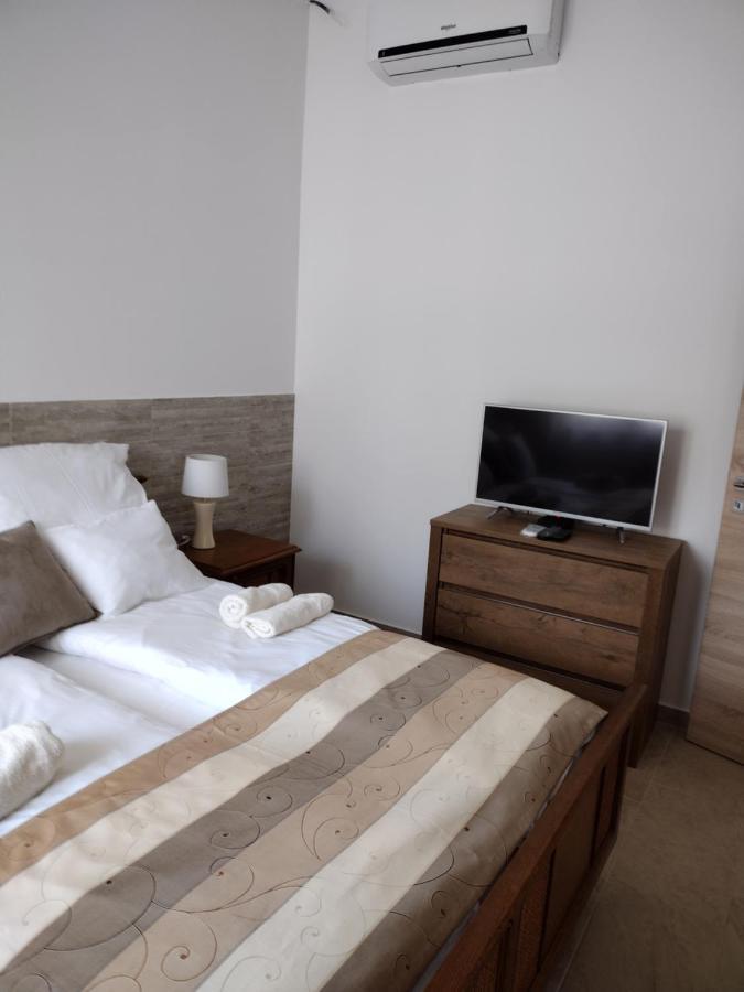 Tandem Apartman Kapolnasnyek Ngoại thất bức ảnh